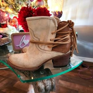 Freebird sz 7 in good condition